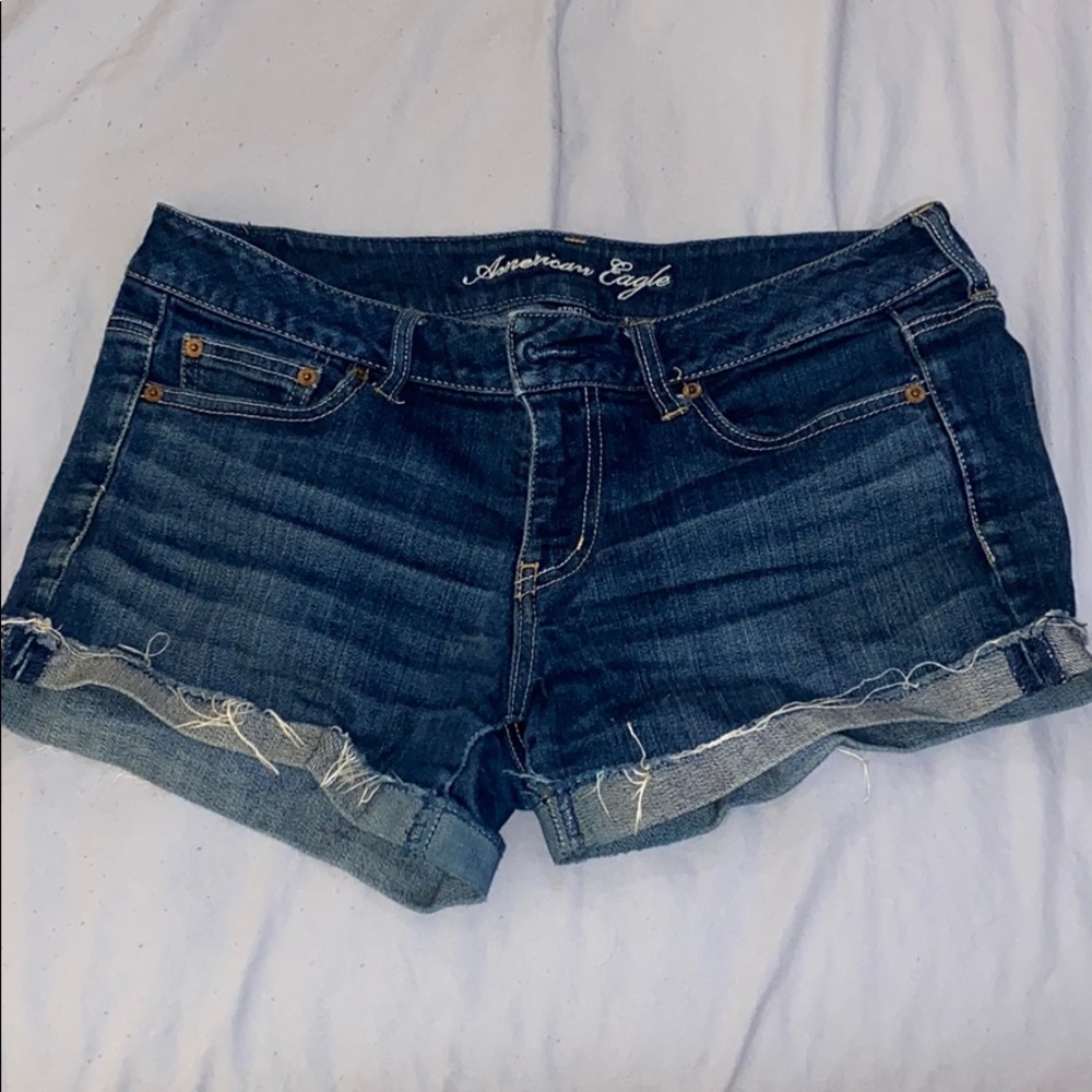 American Eagle distressed denim shorts size 10